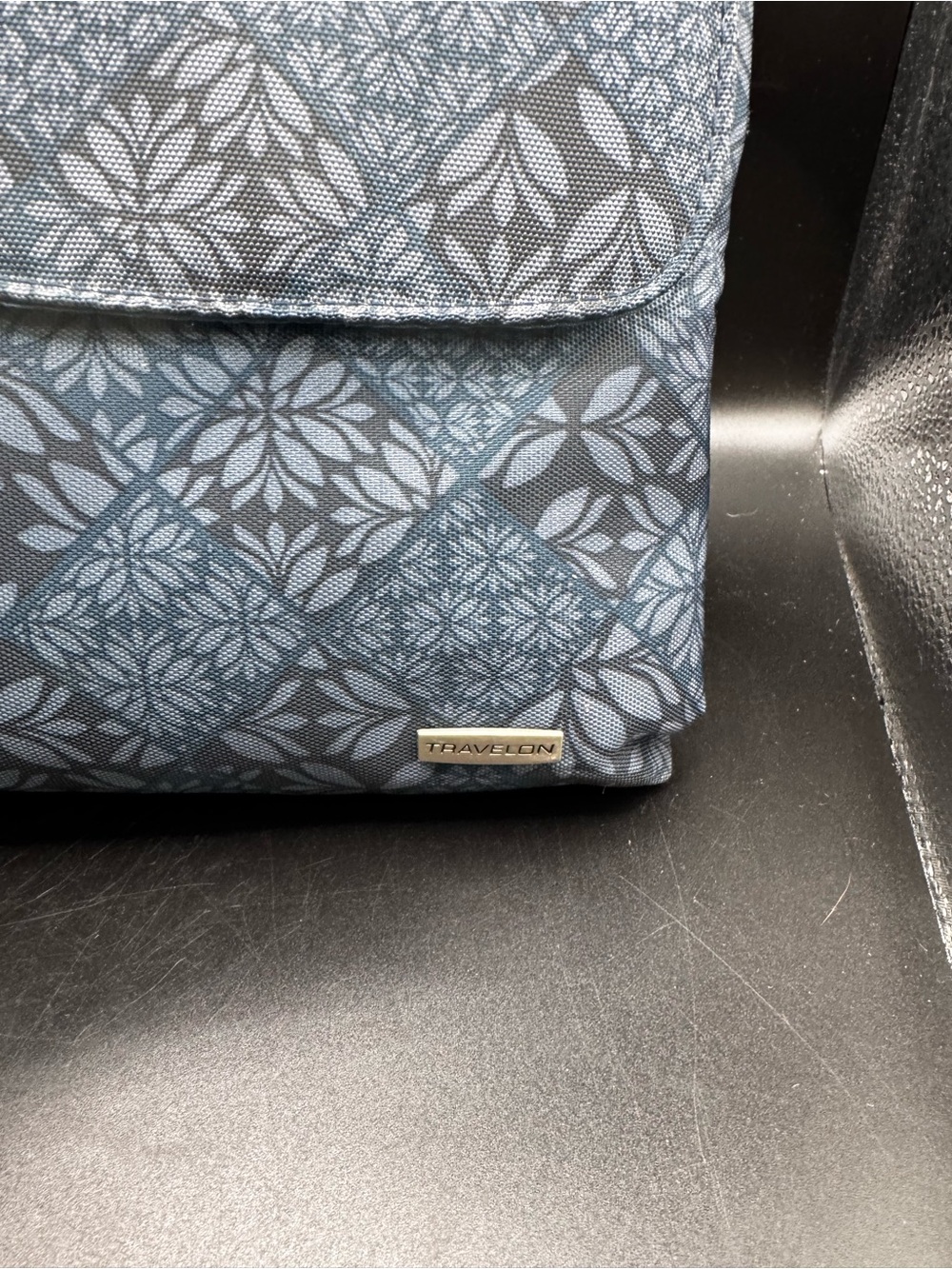 Travelon Slate Blue Patterned Shoulder Crossbody Bag - Picture 5 of 6